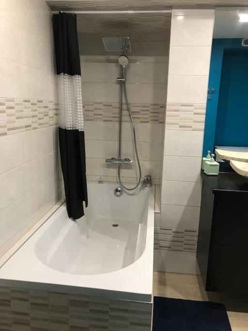 Paisible Logement Tout Equipe Pour 1 A 6 Personnes Ebersheim 외부 사진